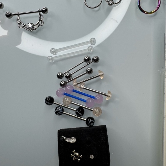 Never used Jewelry piercings 35 pc bundle - Picture 2 of 11